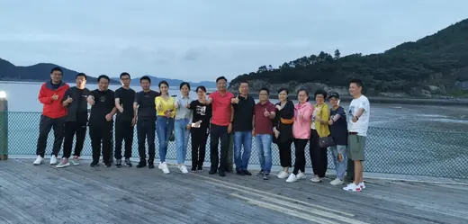 Company Organizes Employee Wellness Retreat