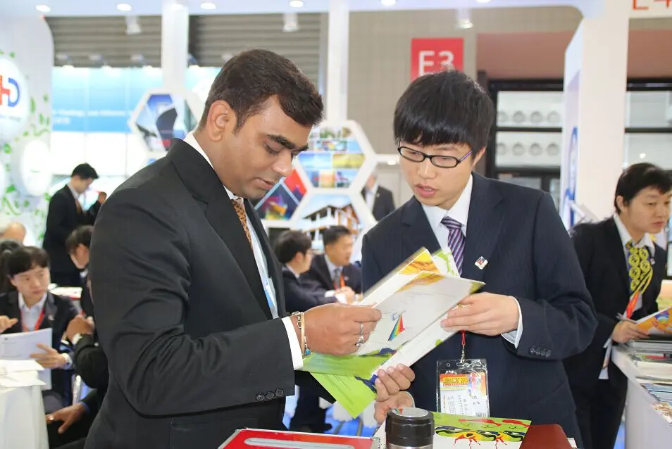 Hongda Group demuestra su espíritu en la 20ª Feria China Coat