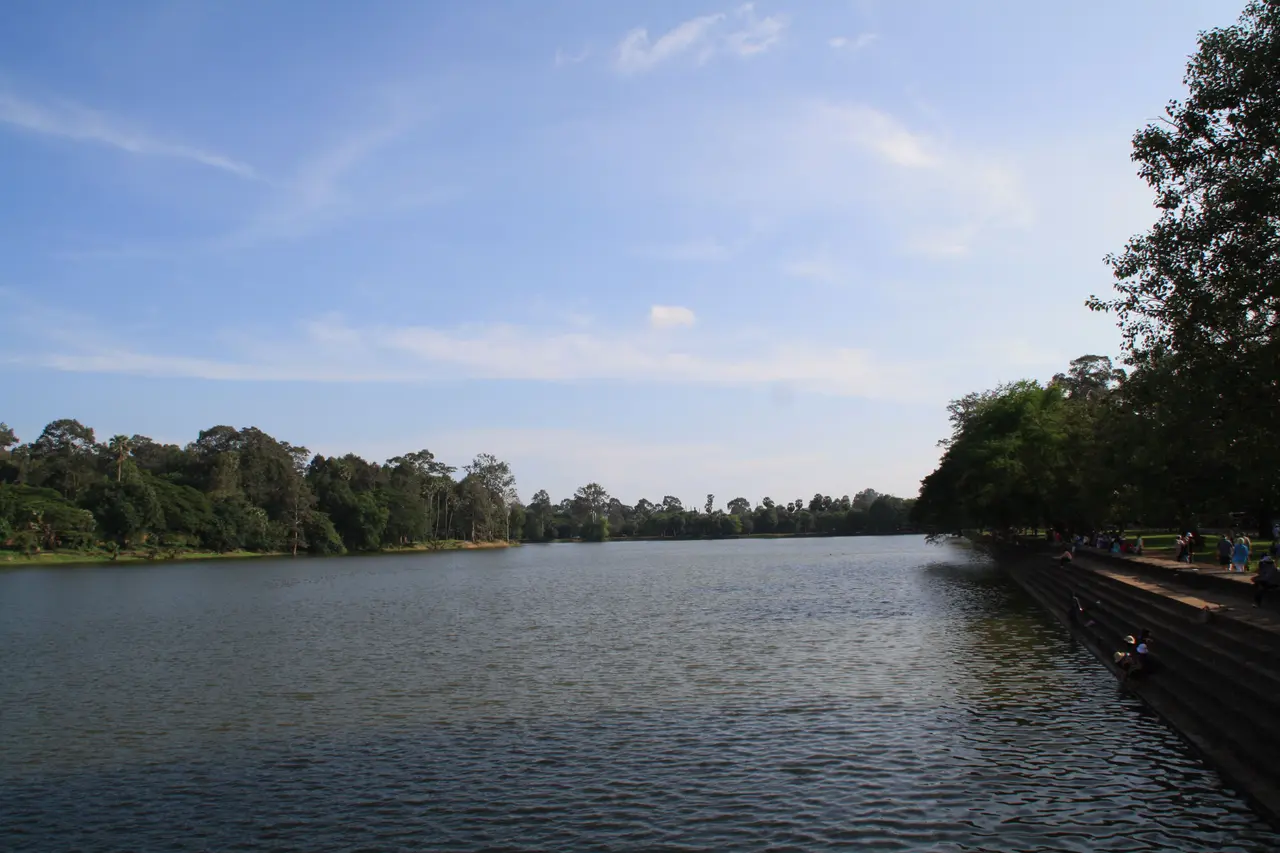 Kunjungan Hongda ke Kamboja, 2012