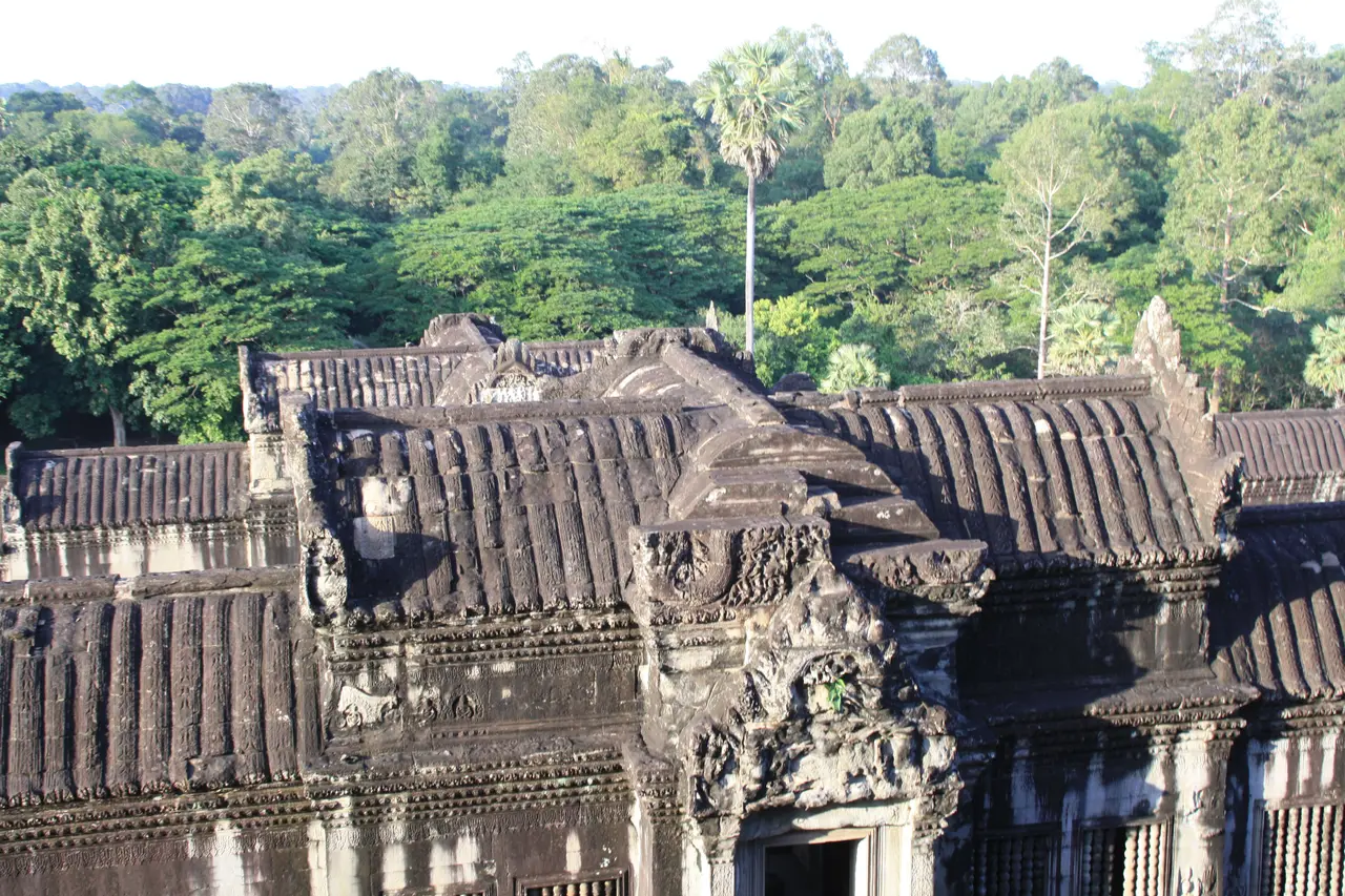 Kunjungan Hongda ke Kamboja, 2012